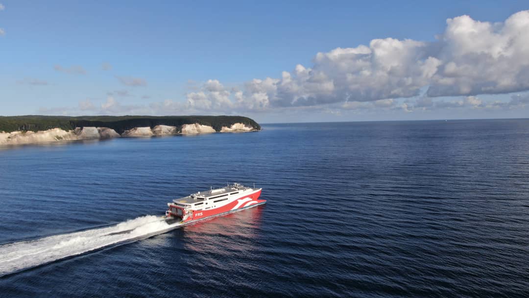 Skane Jet in front of the chalk cliffs on Rügen
