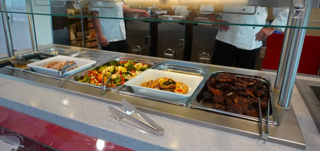 Scandlines Buffet Main course and hot dish