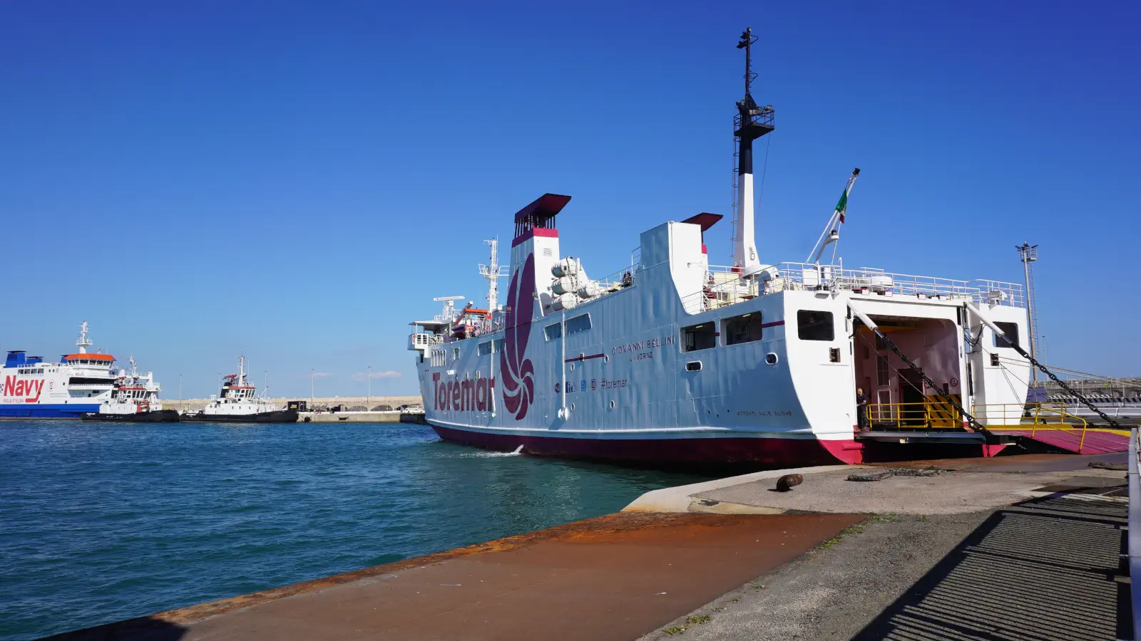 The Ferries Giovanni Bellini from Toremar runs between the ports of Piombino and Rio Marina on the island of Elba and the island of Pianosa.